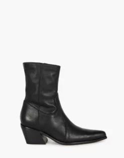 Madewell Intentionally Blank Leather Mattie Boots