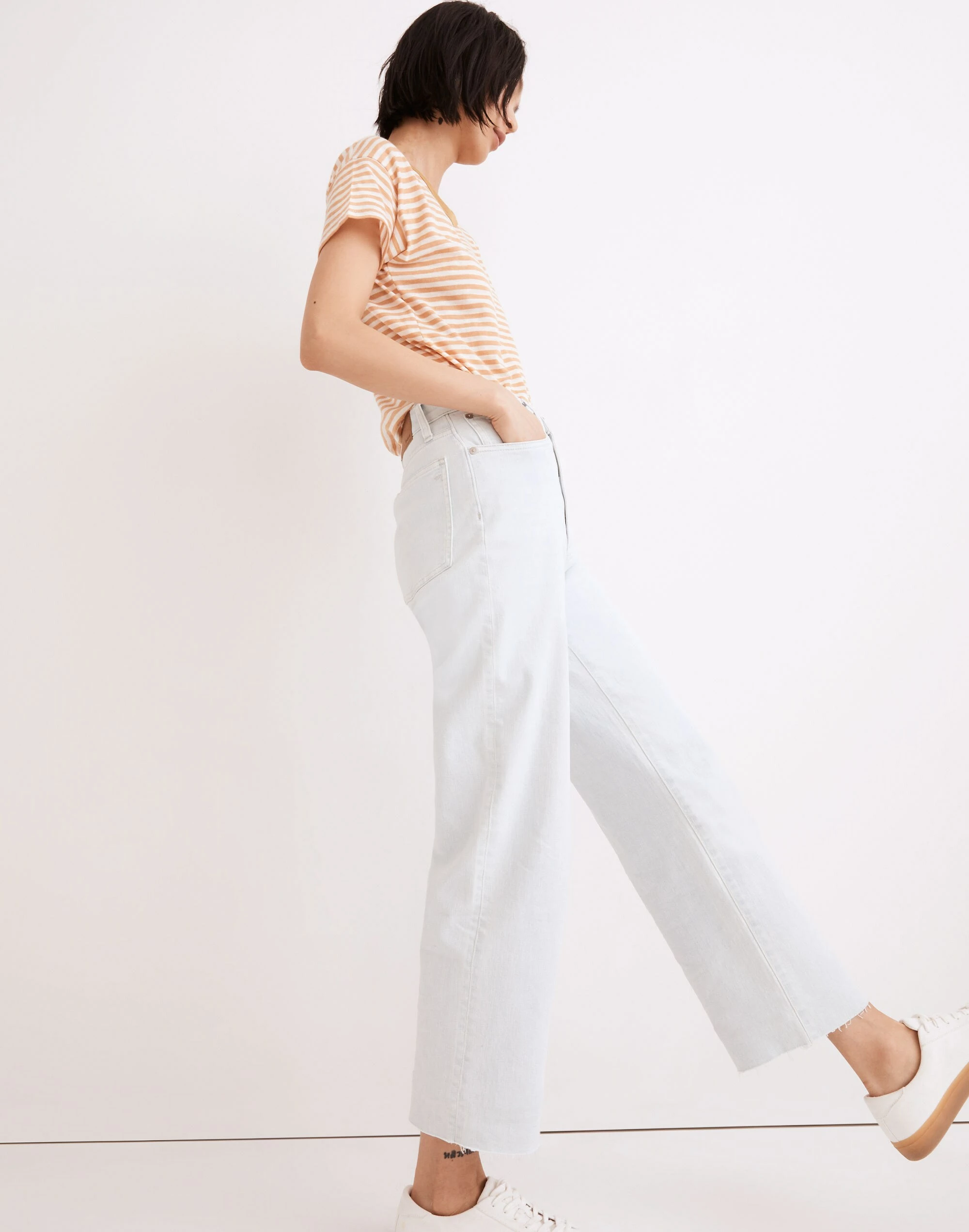Madewell The Perfect Vintage Wide-Leg Crop Jean In Bosworth Wash: Raw-Hem Edition - Image 2