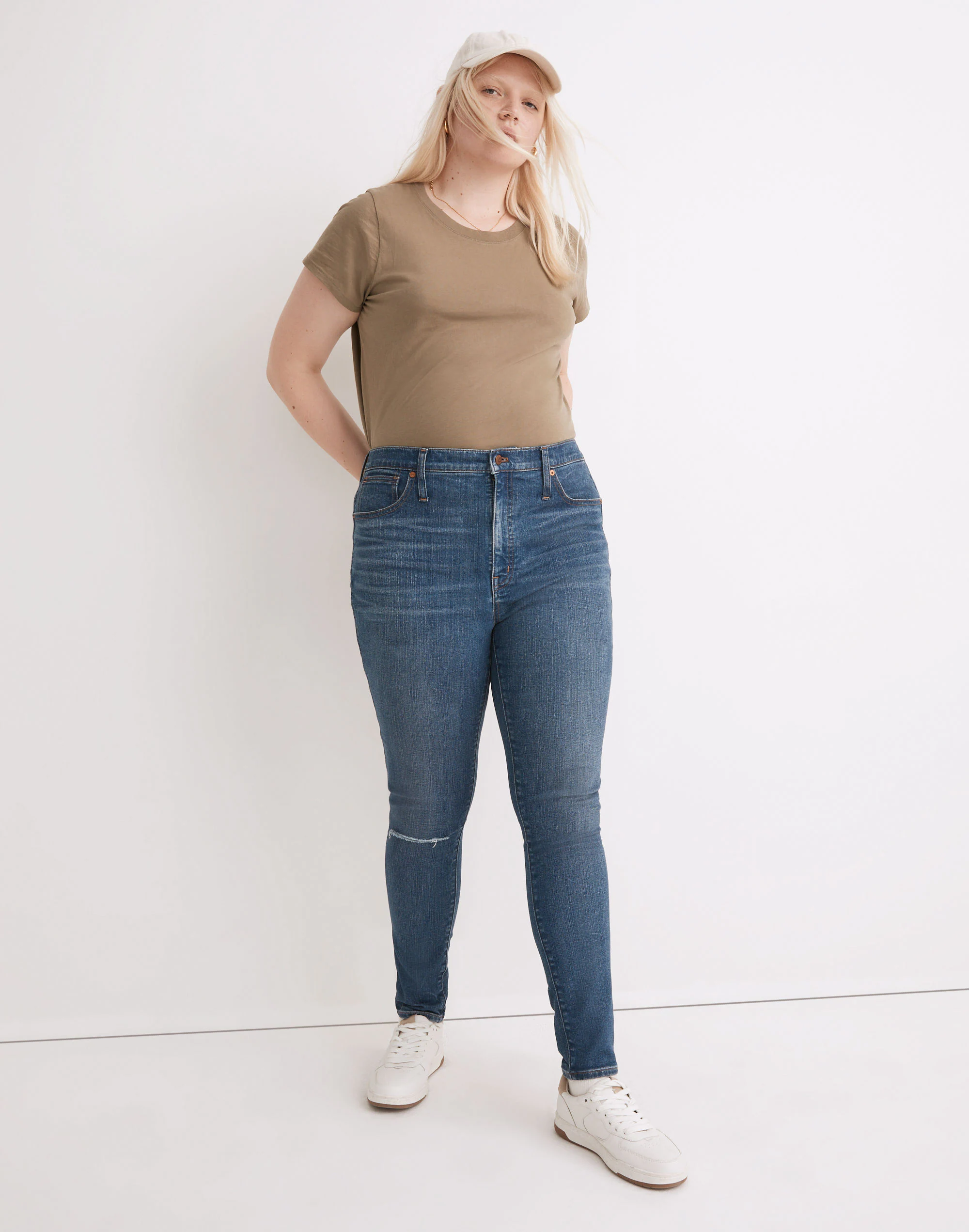 Madewell 10" High-Rise Skinny Jeans In Foregate Wash: Knee-Rip Edition