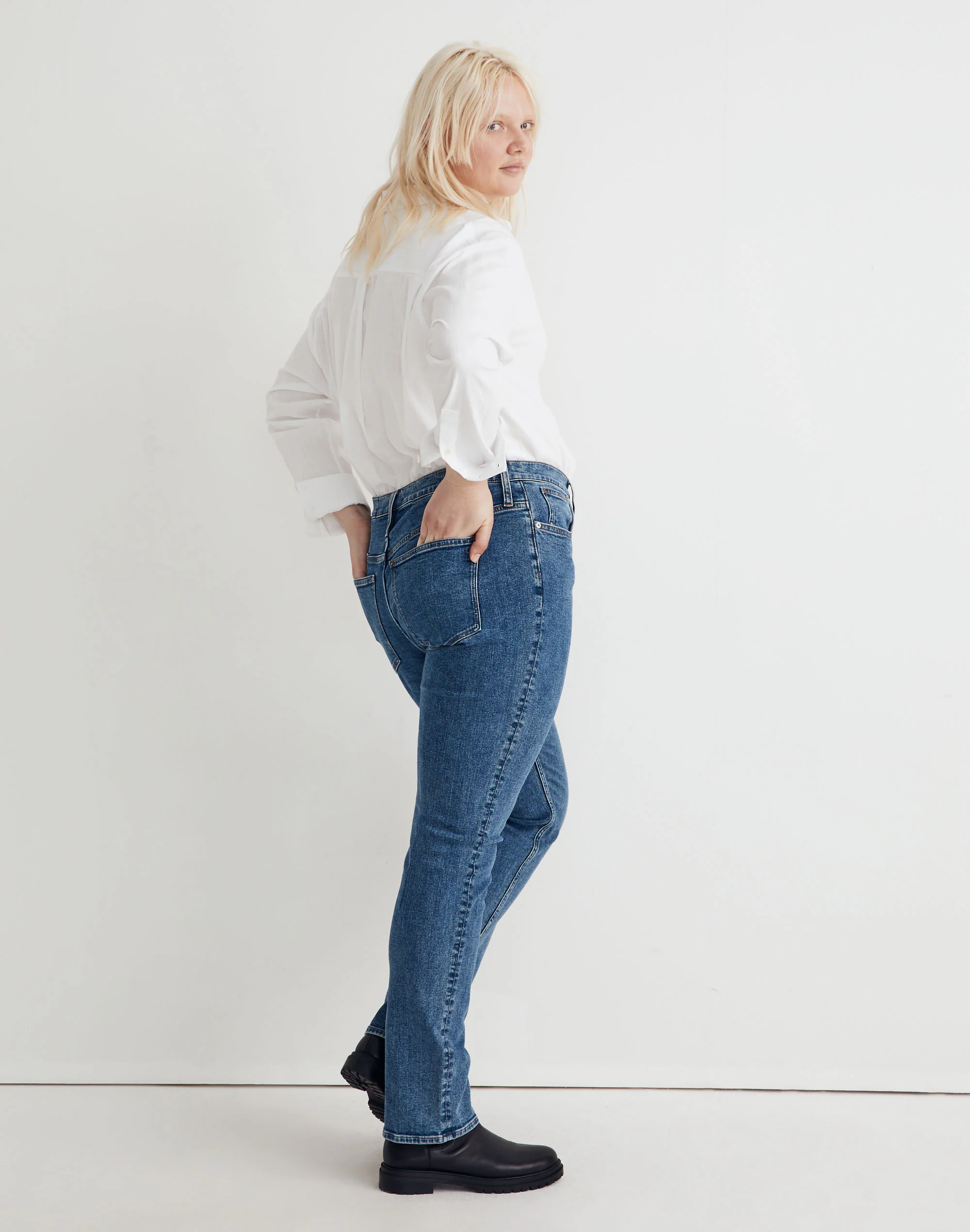 Madewell Mid-Rise Stovepipe Jeans In Knowland Wash: Slit-Hem Edition - Image 2