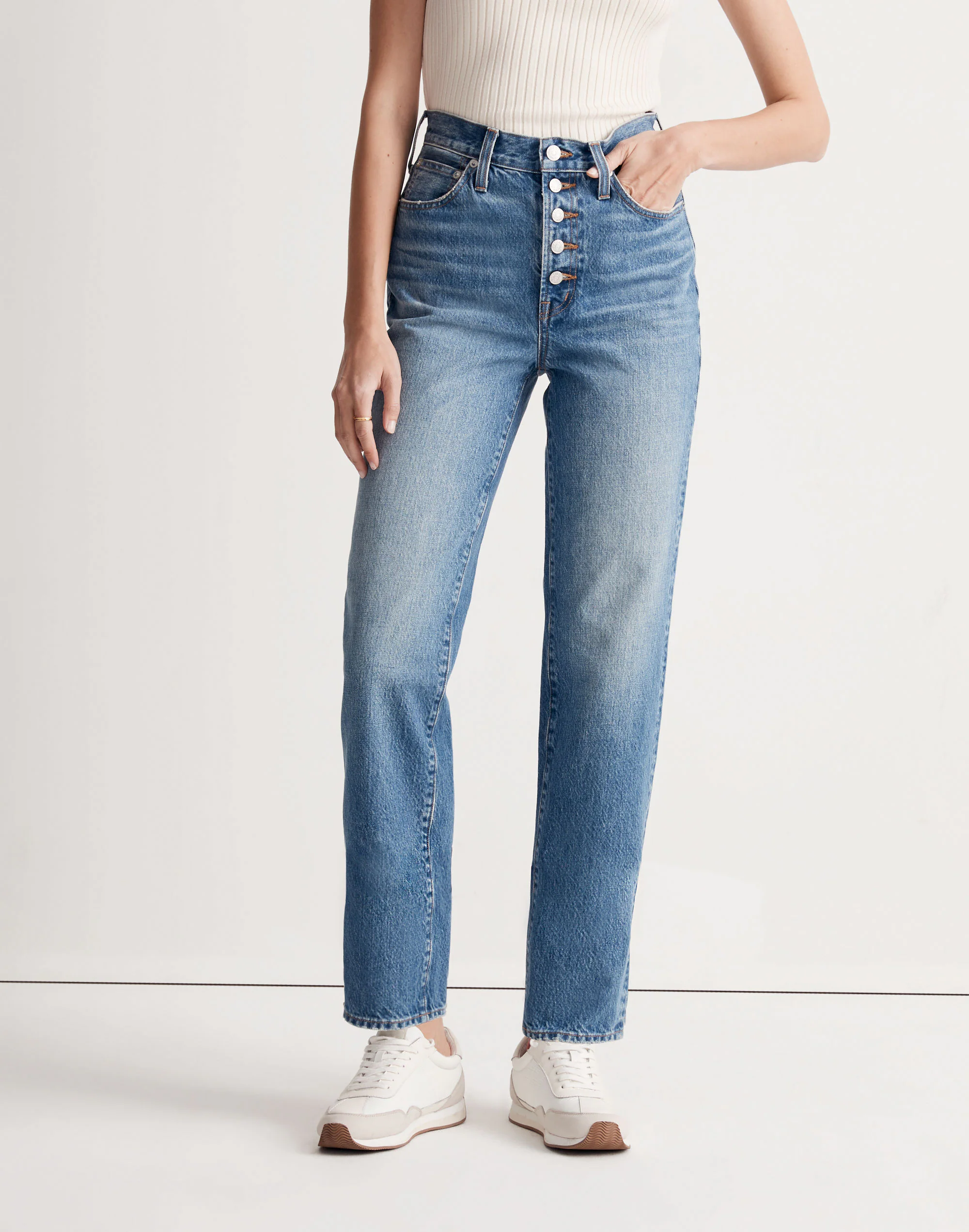 Madewell The Perfect Vintage Straight Jean In Becker Wash: Button-Front Edition - Image 4