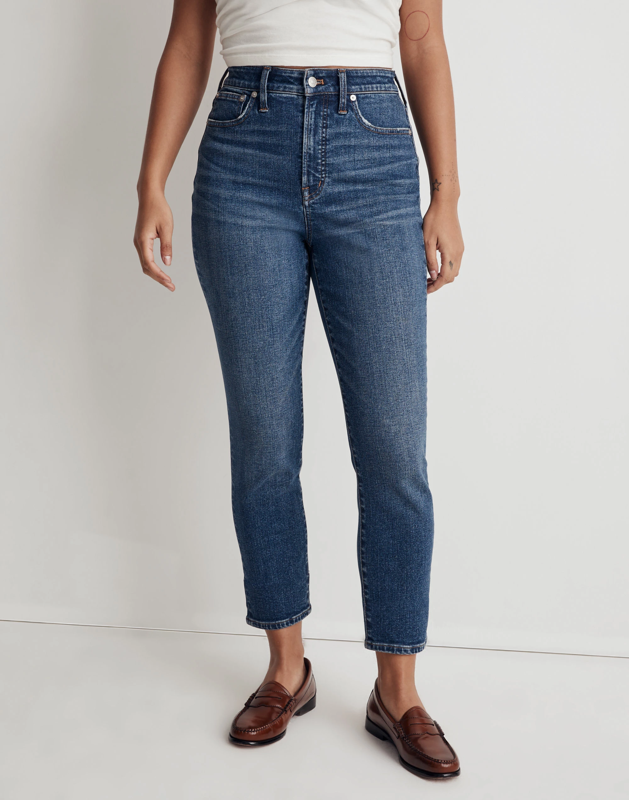 Madewell The Curvy Perfect Vintage Jean In Manorford Wash: Instacozy Edition - Image 4
